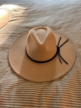 8 Other Reasons Beige Felt Fedora with Black Band